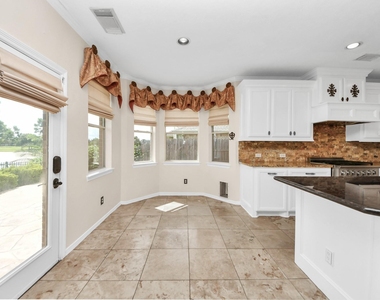 1805 Jasmine Hollow Lane - Photo Thumbnail 24