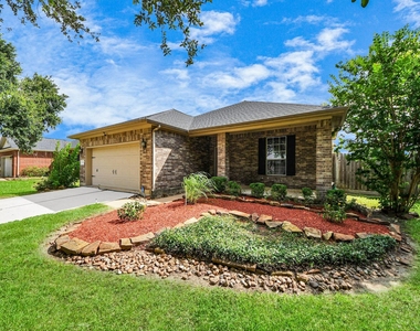 1805 Jasmine Hollow Lane - Photo Thumbnail 2