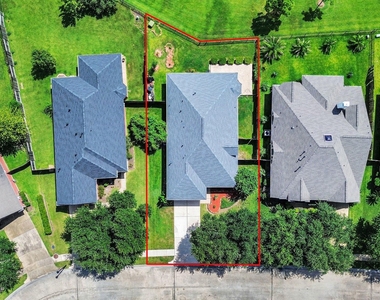 1805 Jasmine Hollow Lane - Photo Thumbnail 33