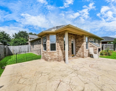 1805 Jasmine Hollow Lane - Photo Thumbnail 38