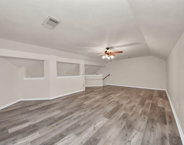 1805 Jasmine Hollow Lane - Photo Thumbnail 14