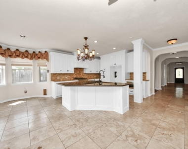 1805 Jasmine Hollow Lane - Photo Thumbnail 30