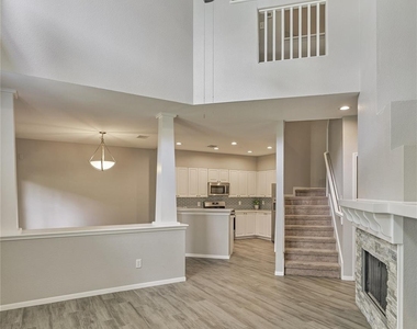 25 Scarlet Woods Court - Photo Thumbnail 8