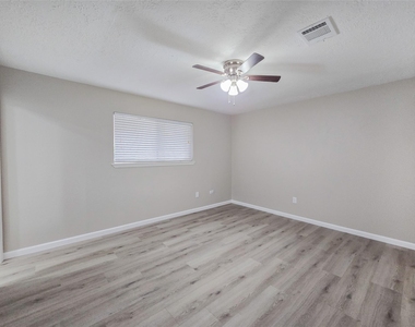 12811 High Star Drive - Photo Thumbnail 12