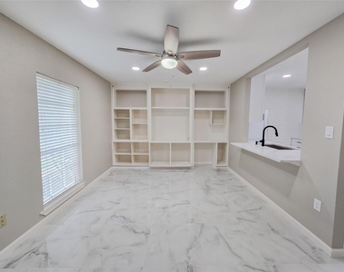 12811 High Star Drive - Photo Thumbnail 2