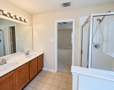 1830 Lingard Park Court - Photo Thumbnail 15