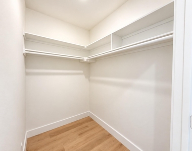 13523 Lakecrest Drive - Photo Thumbnail 23