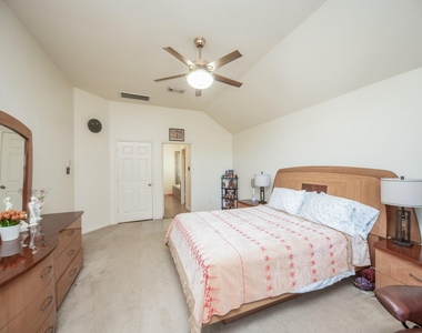 9034 Necklace Tree Lane - Photo Thumbnail 15