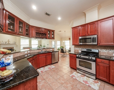 9034 Necklace Tree Lane - Photo Thumbnail 9