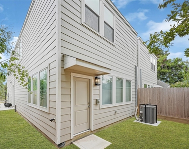3227 Dennis Street - Photo Thumbnail 24