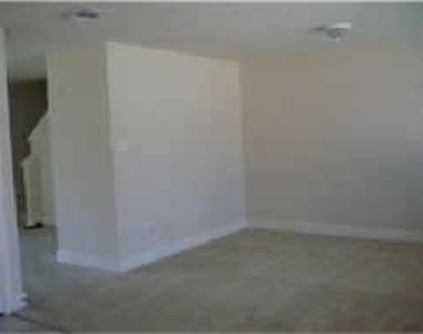 10658 Cobblecreek Way - Photo Thumbnail 9