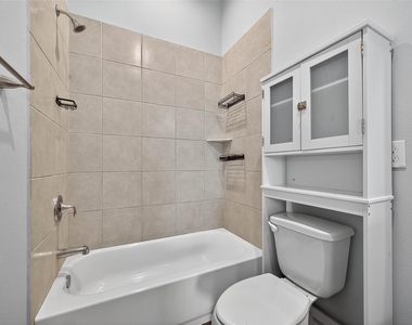 4922 Paradigm Lane - Photo Thumbnail 13