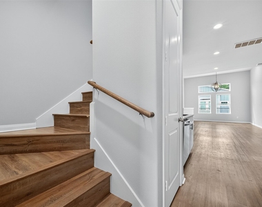 4922 Paradigm Lane - Photo Thumbnail 3