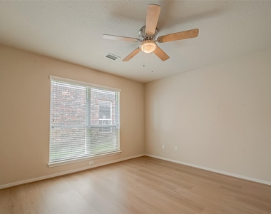 18635 Cypress Lake Village Drive - Photo Thumbnail 24