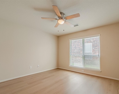 18635 Cypress Lake Village Drive - Photo Thumbnail 23