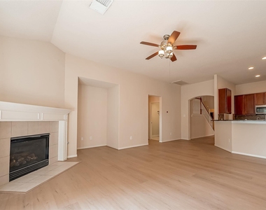 18635 Cypress Lake Village Drive - Photo Thumbnail 9