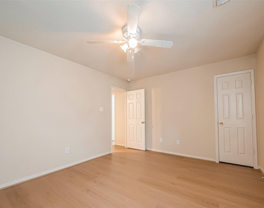 18635 Cypress Lake Village Drive - Photo Thumbnail 27