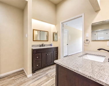 1516 Beaconshire Road - Photo Thumbnail 20
