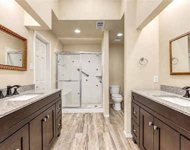 1516 Beaconshire Road - Photo Thumbnail 16