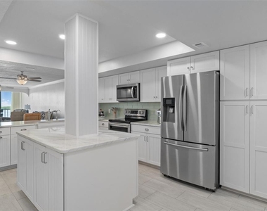 4650 Bay Boulevard - Photo Thumbnail 15