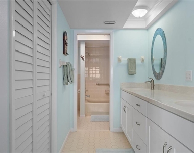 4650 Bay Boulevard - Photo Thumbnail 26