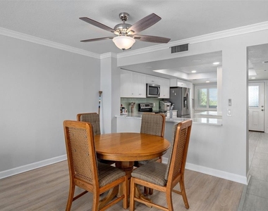 4650 Bay Boulevard - Photo Thumbnail 10