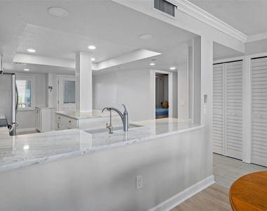 4650 Bay Boulevard - Photo Thumbnail 12