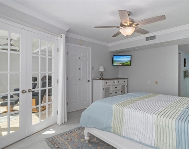4650 Bay Boulevard - Photo Thumbnail 24