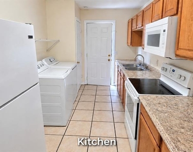 605 Northlake Boulevard - Photo Thumbnail 5