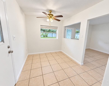 904 Two House Lane - Photo Thumbnail 4
