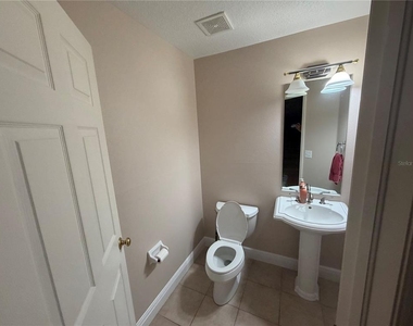 2855 Bayshore Trails Drive - Photo Thumbnail 4