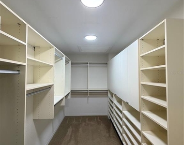 2855 Bayshore Trails Drive - Photo Thumbnail 13