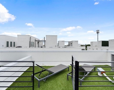 1332 W Gray Street - Photo Thumbnail 28