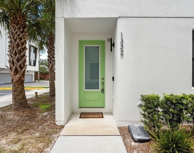 1332 W Gray Street - Photo Thumbnail 3