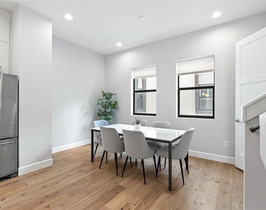 1332 W Gray Street - Photo Thumbnail 13
