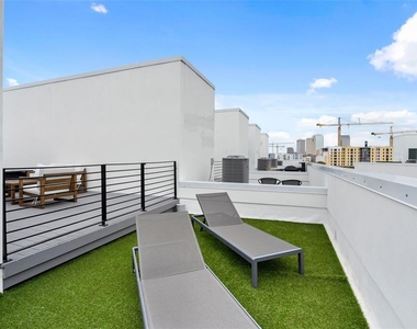 1332 W Gray Street - Photo Thumbnail 29