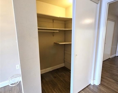 2366 Shelley Street - Photo Thumbnail 9