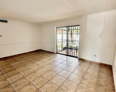 4607 W North B Street - Photo Thumbnail 5