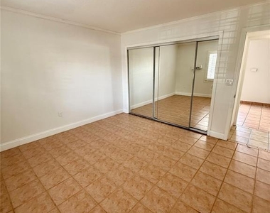 4607 W North B Street - Photo Thumbnail 18