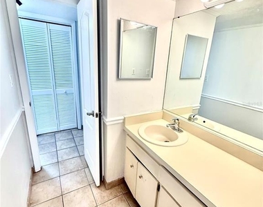 4607 W North B Street - Photo Thumbnail 13