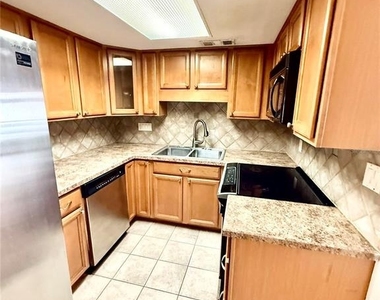 4607 W North B Street - Photo Thumbnail 8