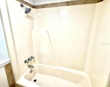 4607 W North B Street - Photo Thumbnail 15