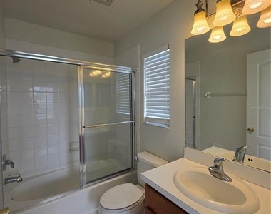 6731 Lake Rochester Lane - Photo Thumbnail 17