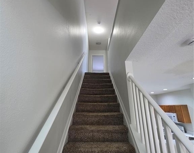6731 Lake Rochester Lane - Photo Thumbnail 12