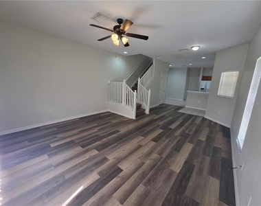 6731 Lake Rochester Lane - Photo Thumbnail 10