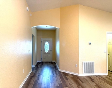 5303 White Egret Lane - Photo Thumbnail 14