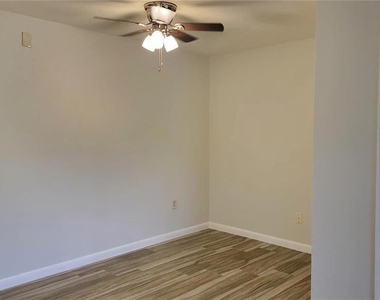 12135 Fox Chase Drive - Photo Thumbnail 1