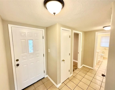 8034 Jasmine Boulevard - Photo Thumbnail 8