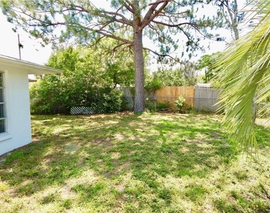 8034 Jasmine Boulevard - Photo Thumbnail 15