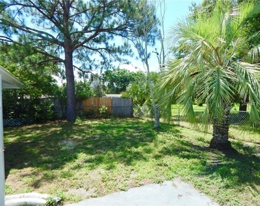 8034 Jasmine Boulevard - Photo Thumbnail 14